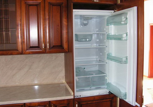 Встроенный холодильник – стильно, компактно, удобно