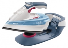 Дополнительные возможности в утюгах Tefal: вертикальное отпаривание, система самоочистки, автоматическое отключение Дополнительные возможности в утюгах Tefal: вертикальное отпаривание, система самоочистки, автоматическое отключение